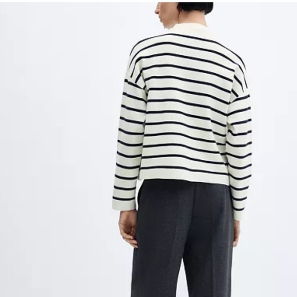 MANGO
Women's Perkins Neck Stripe-Print Sweater size: L NWOT - Picture 3 of 12